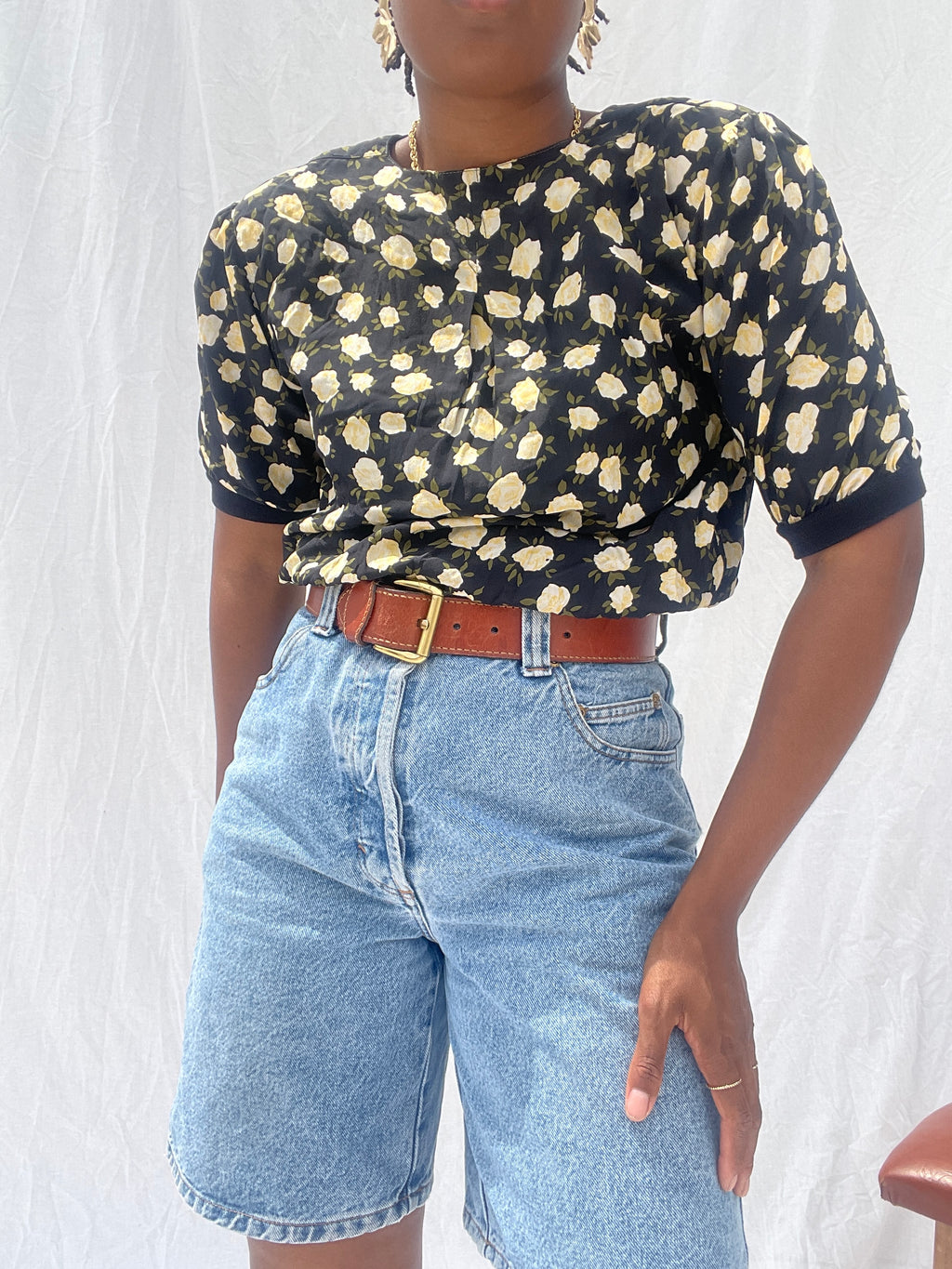 Blusa preta flores