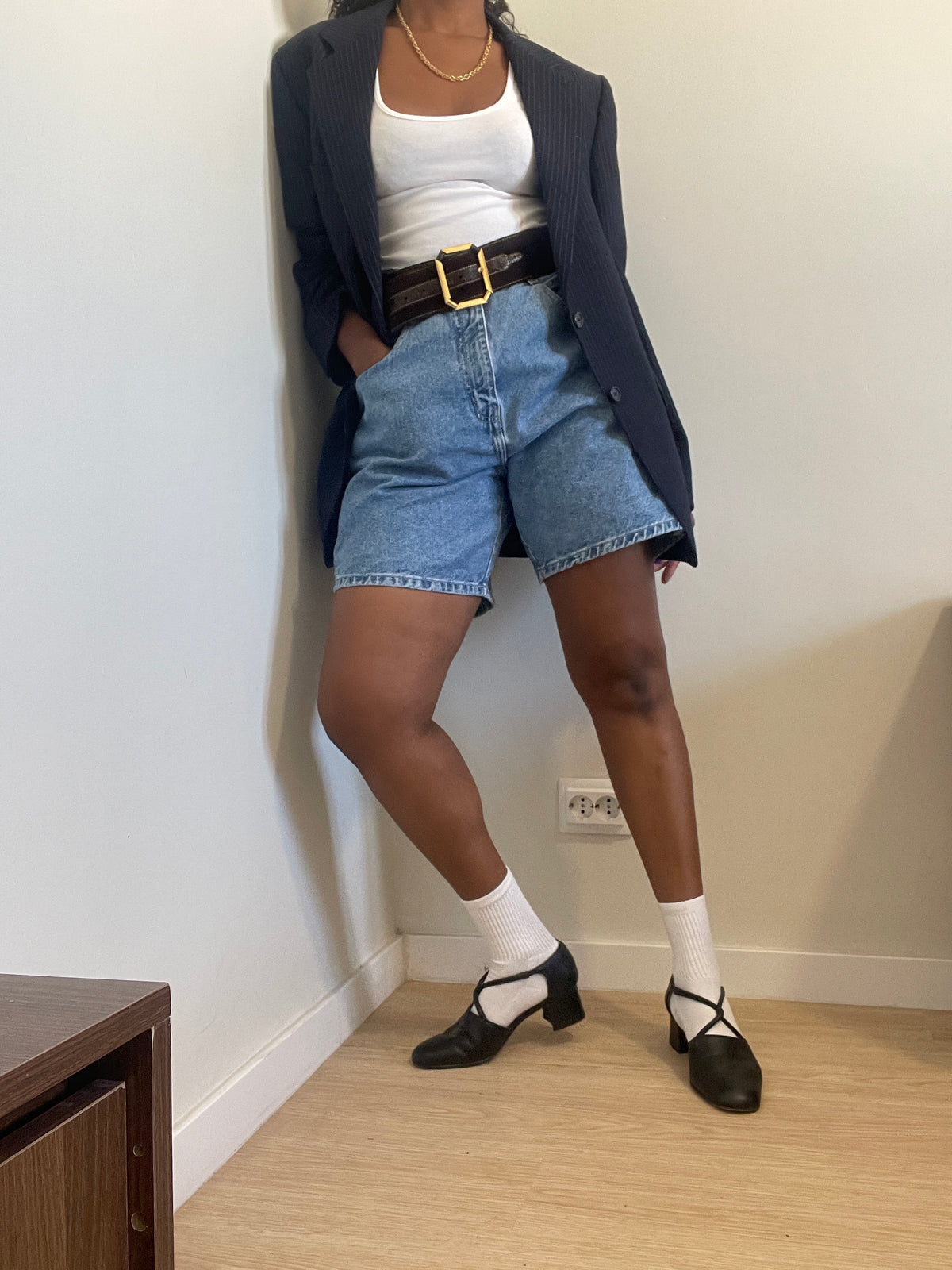 Shorts vintage em denim cintura alta