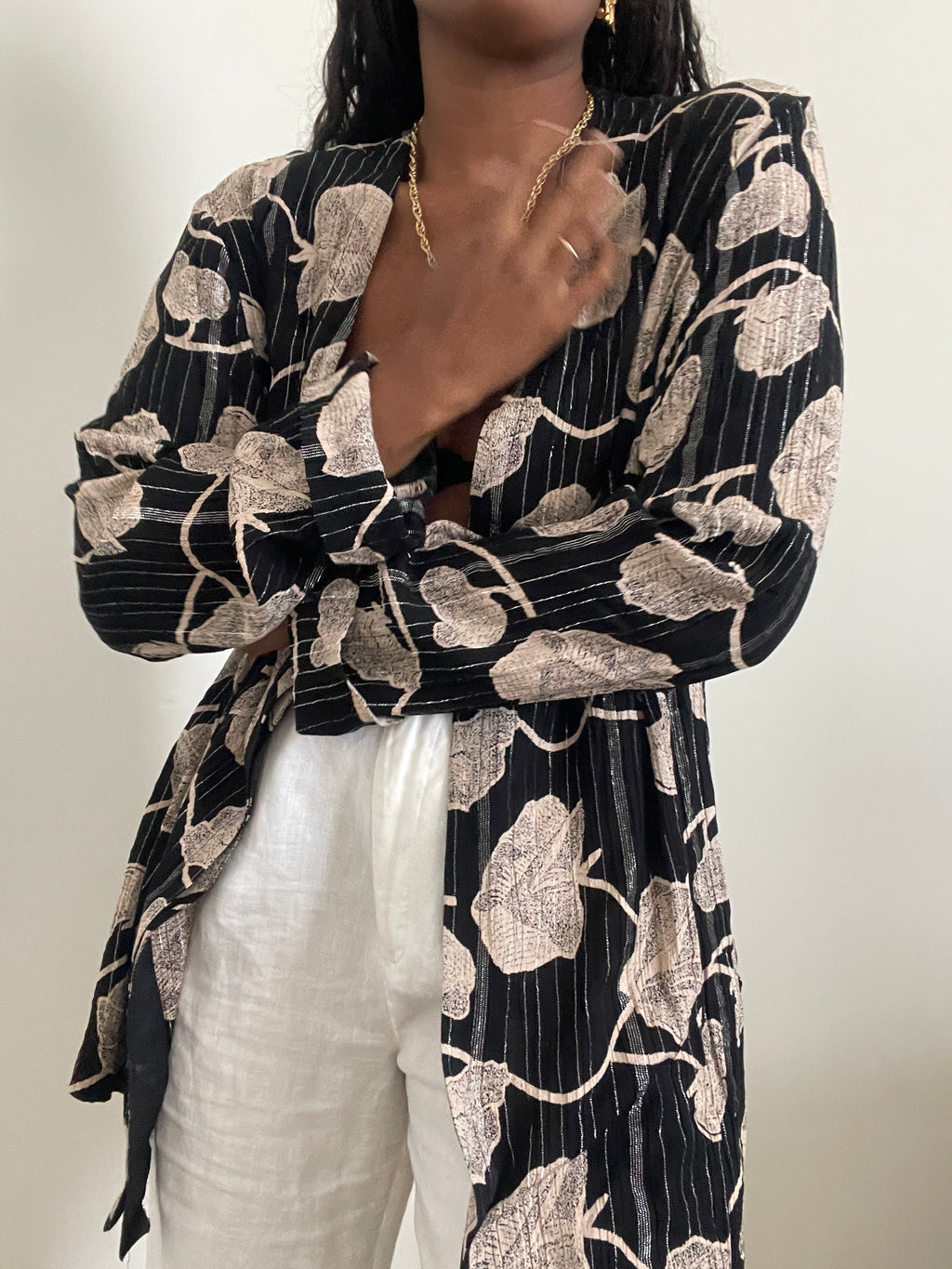 Quimono Vintage Longo Transparente com Estampa Floral e Listras