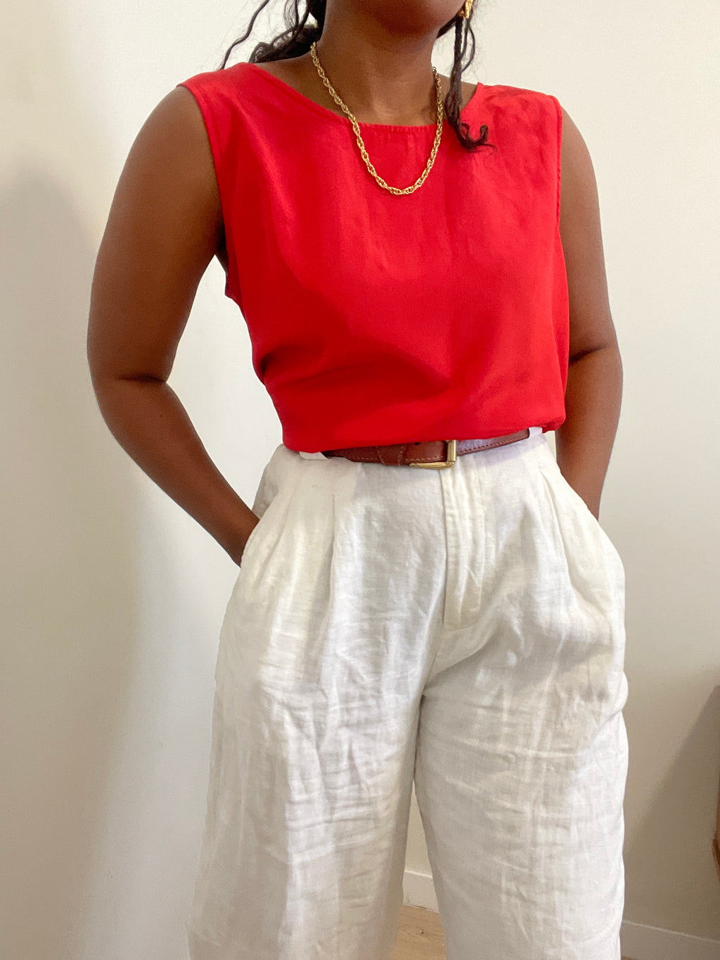 Top de alças vermelho vivo vintage