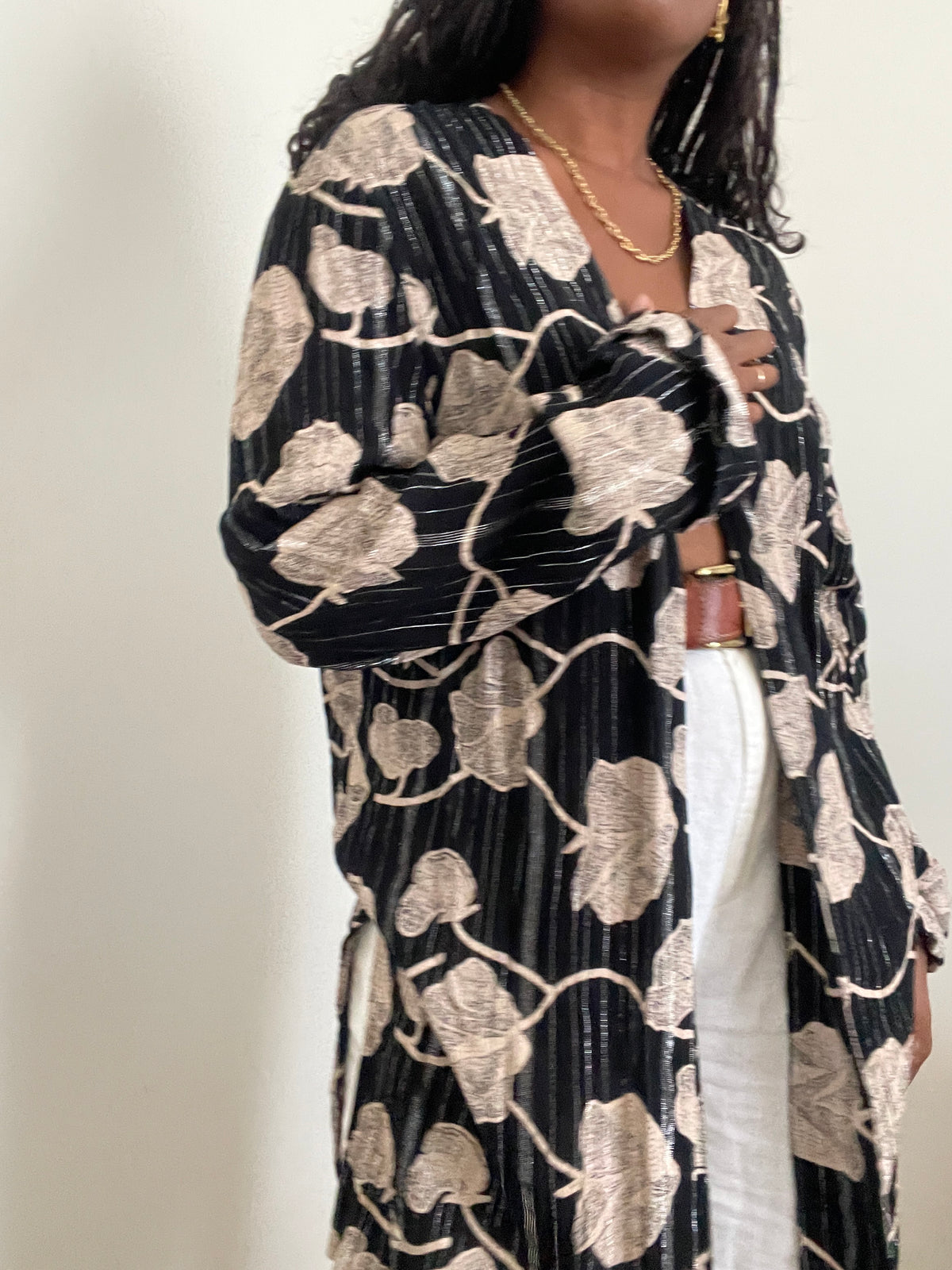 Quimono Vintage Longo Transparente com Estampa Floral e Listras