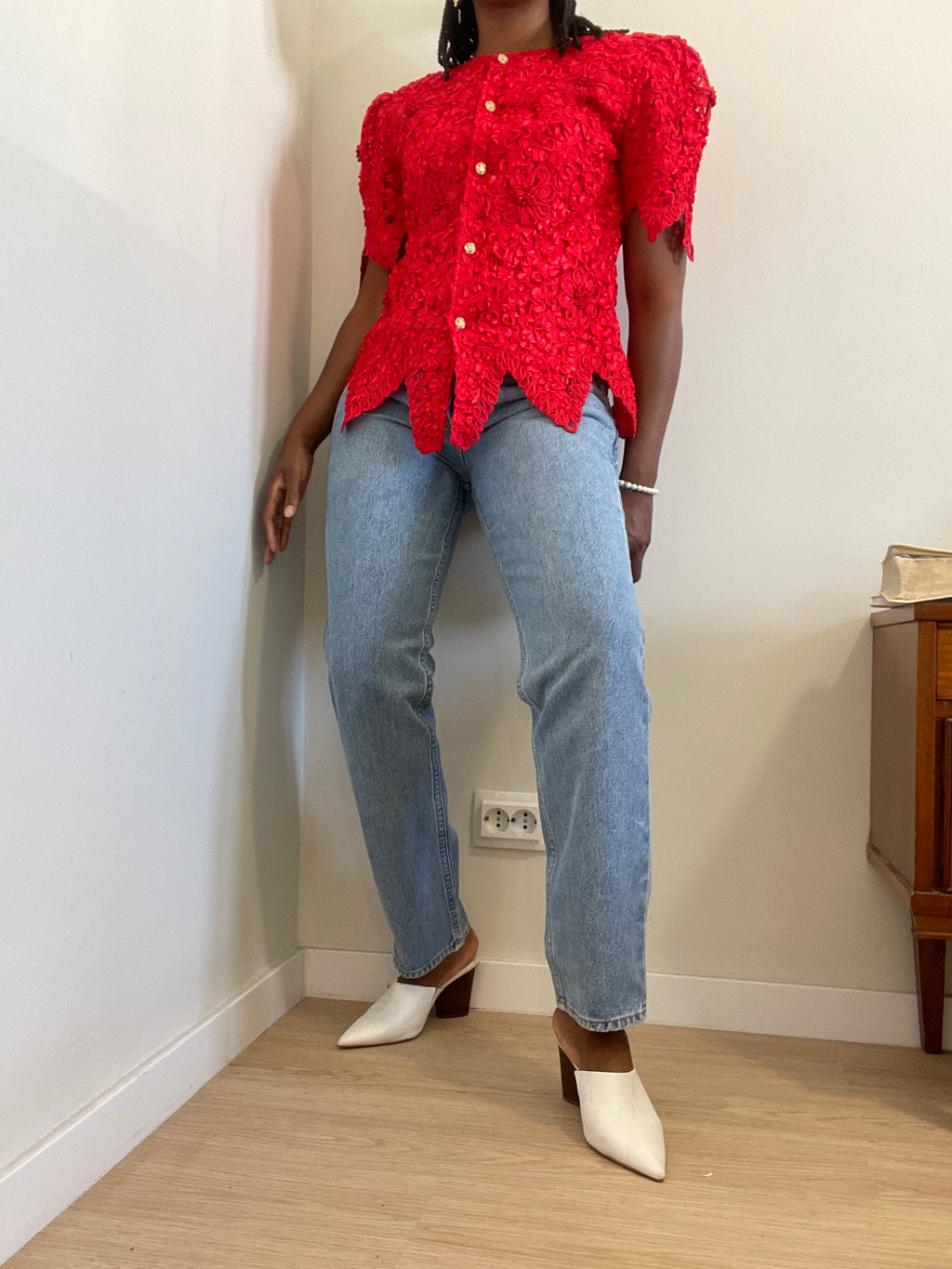 Casaco vintage curto vermelho renda
